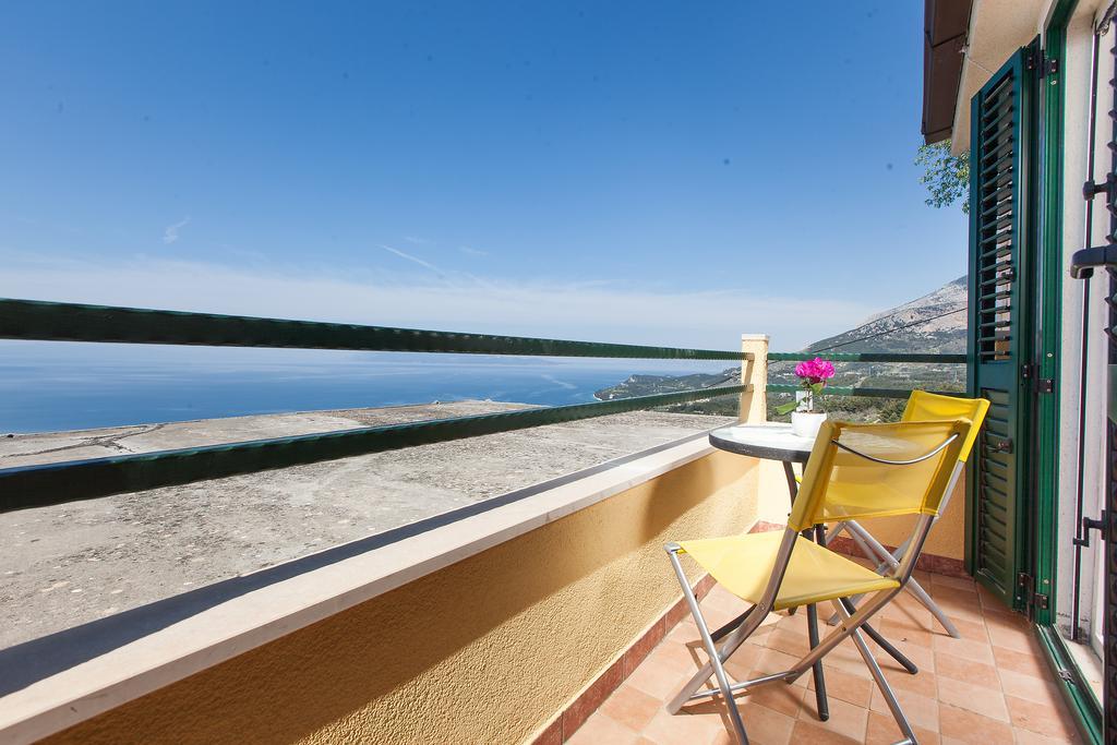 Villa Lora Tučepi Exterior foto