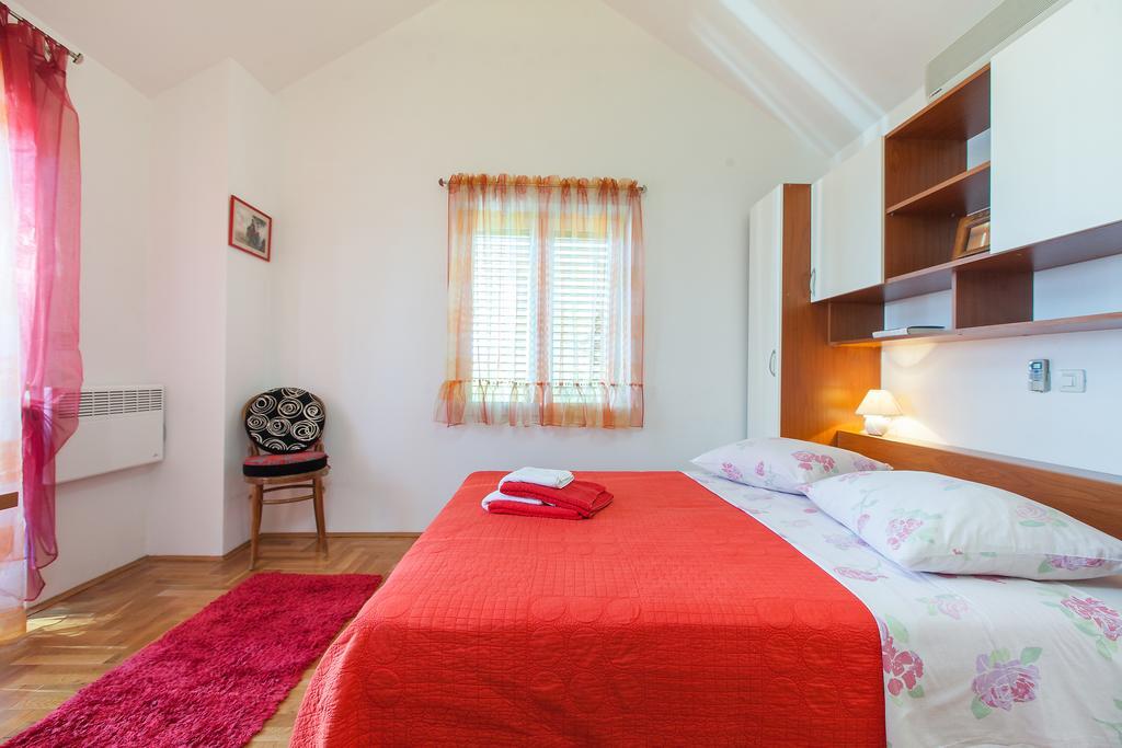 Villa Lora Tučepi Exterior foto
